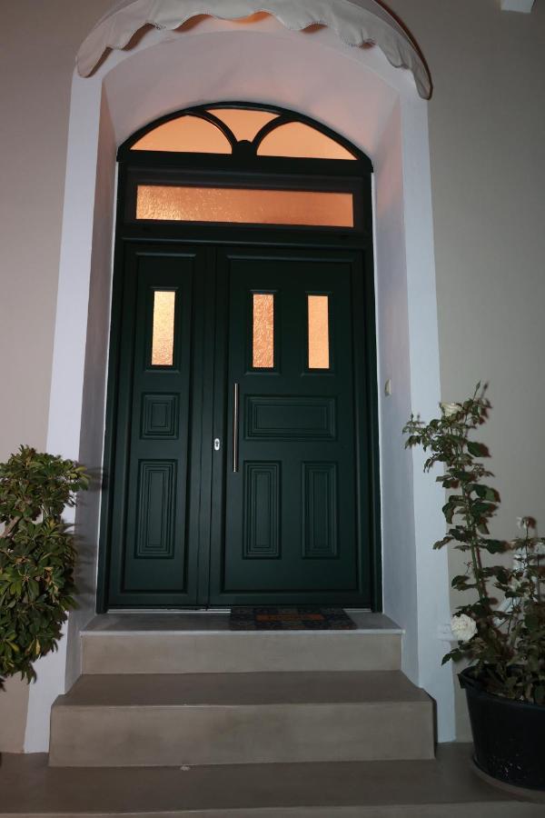 Cane'S Family Guest House Plomari Ngoại thất bức ảnh